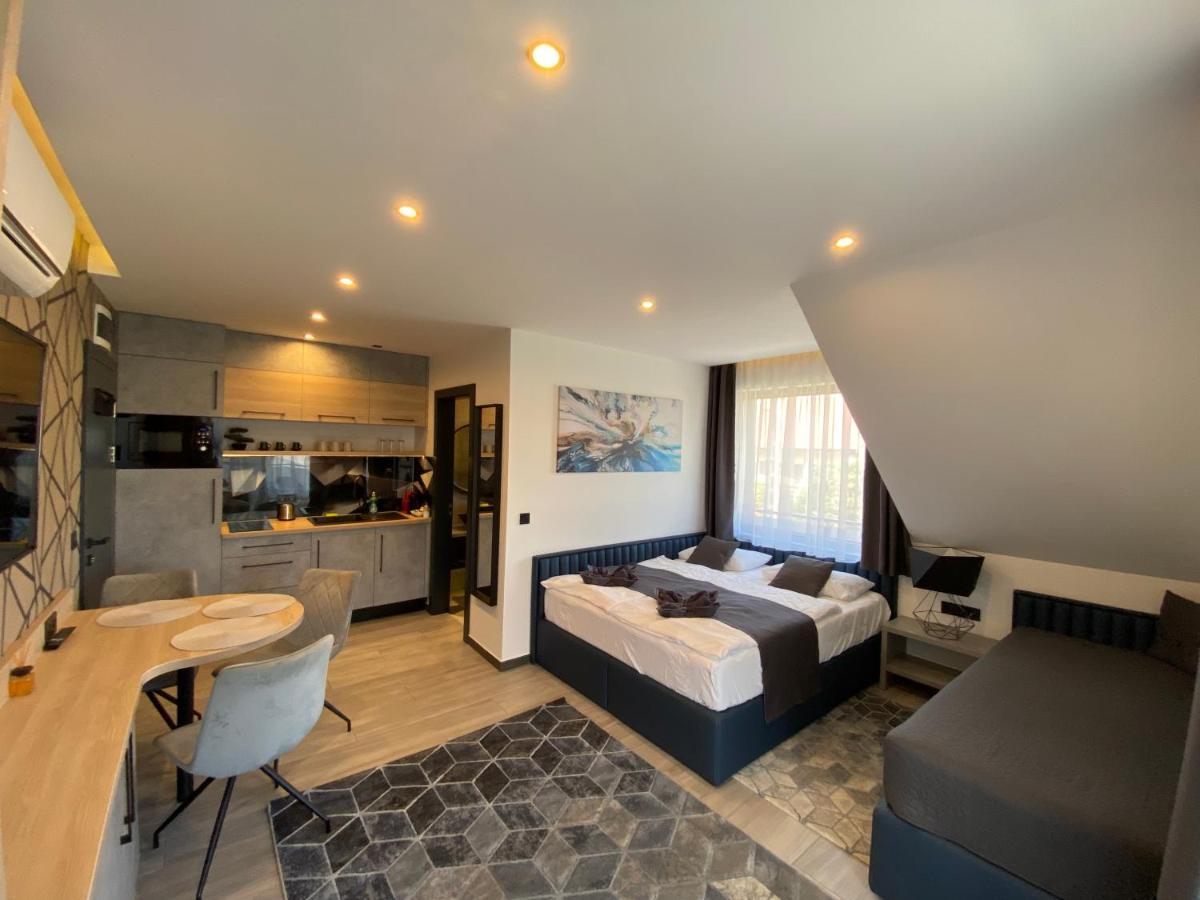 Luxury Apartments Keszthely Ngoại thất bức ảnh